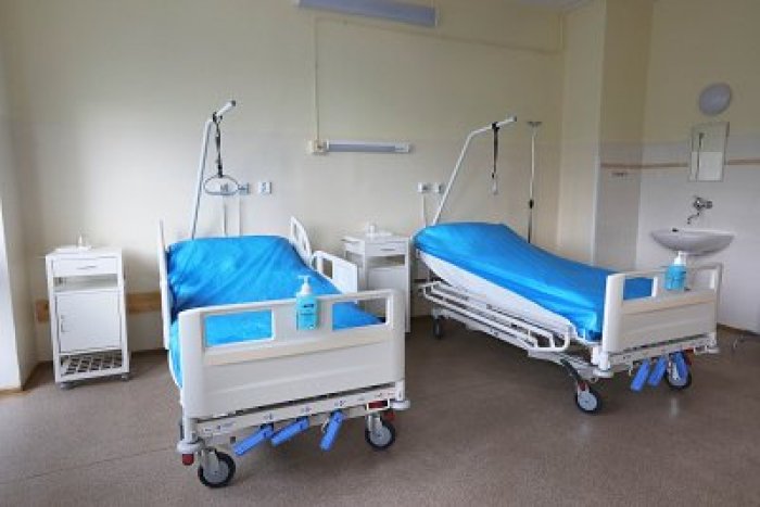 Ilustračný obrázok k článku Pacientom v UNLP sa zvýši nemocničný komfort, majú nové postele, FOTO