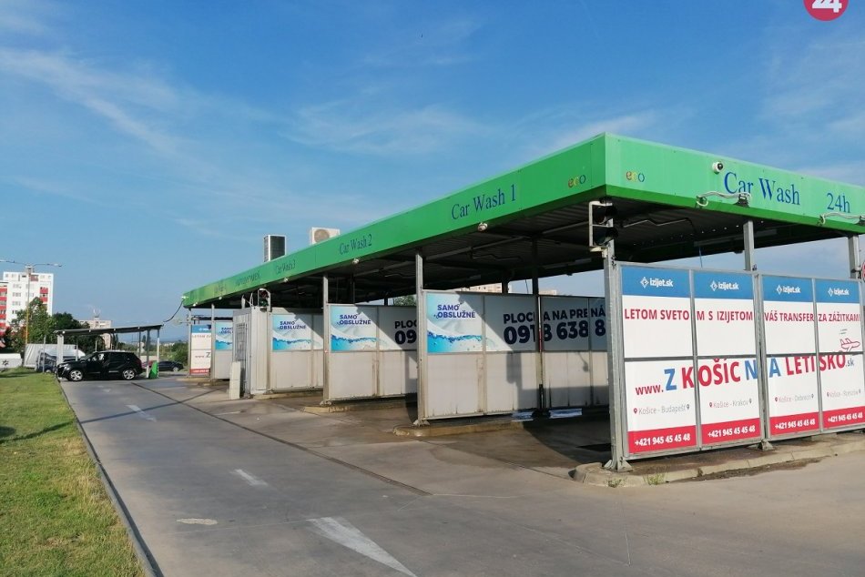 Ilustračný obrázok k článku Autoumyvárka na KVP nedáva spať obyvateľom. Ako poslanci rozhodli o jej prevádzke?