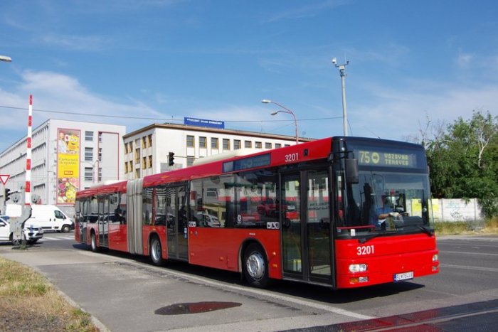 Ilustračný obrázok k článku Bratislavský dopravný podnik kúpil ojazdené autobusy z Rakúska a Nemecka. Na ktorej linke jazdia?