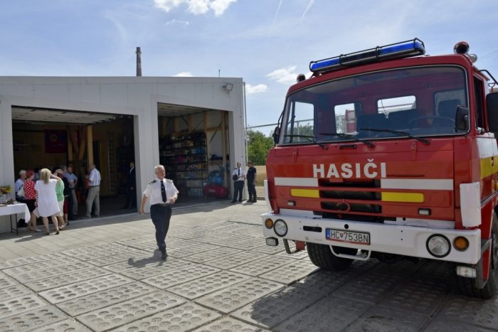 Ilustračný obrázok k článku Dobrovoľný hasičský zbor oslavoval: V Leopoldove sa tešia z novej zbrojnice