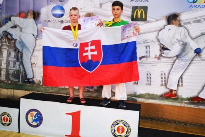 Ilustračný obrázok k článku Výkony na súťažiach rozhodne nesklamali: Prešov Karate Kids nazbierali celý rad ocenení