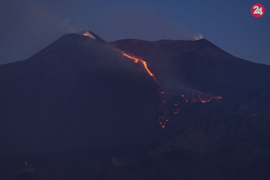Ilustračný obrázok k článku Najväčšia aktívna sopka v Európe sa prebudila: Etna ukázala svoju neutíchajúcu silu