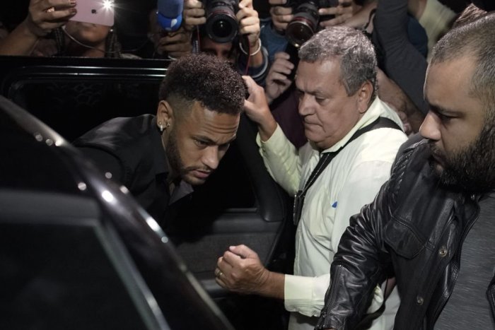 Ilustračný obrázok k článku Neymar si môže vydýchnuť: Je zbavený obvinení zo znásilnenia pre nedostatok dôkazov