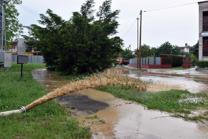 Ilustračný obrázok k článku Východniari si od dažďa nevydýchnu: LOKALITY, kde majú udrieť prívalové povodne!