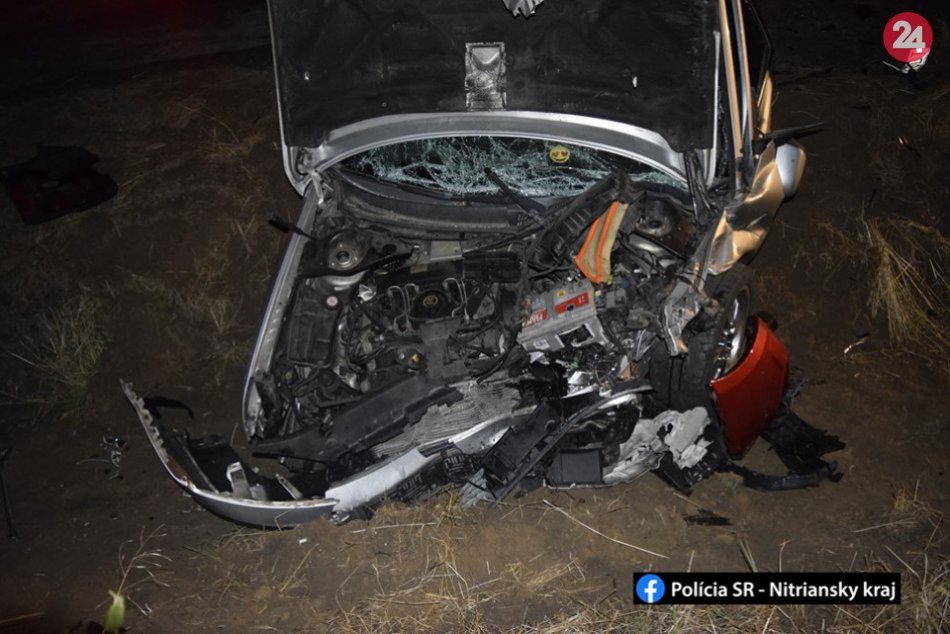Ilustračný obrázok k článku Vážna nehoda pri Topoľčanoch: Ťažko sa zranili dvaja a ľahko traja ľudia