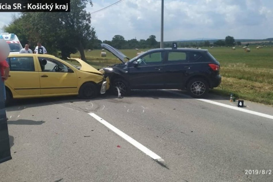 Ilustračný obrázok k článku V Michalovciach došlo k čelnej zrážke vozidiel: Prinášame zábery z miesta