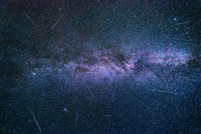 Ilustračný obrázok k článku Roj Perzeíd rozžiari nočnú oblohu: Za hodinu uvidíme desiatky meteorov