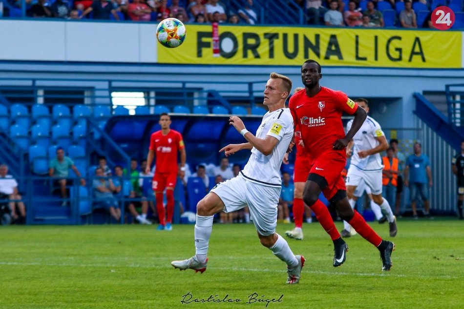 Ilustračný obrázok k článku FC Nitra s prvými bodmi: Futbalisti doma porazili Sereď, FOTO