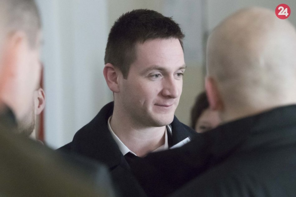 Ilustračný obrázok k článku M. Uhrík sa vzdal mandátu krajského poslanca: Dôvodom je zvolenie do europarlamentu