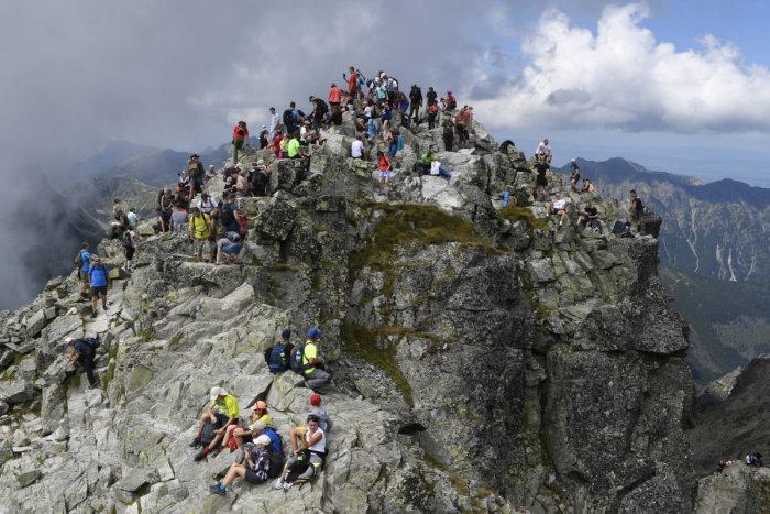 Ilustračný obrázok k článku Vysoké Tatry: Letná turistická sezóna prekonala návštevnosť z roku 2018