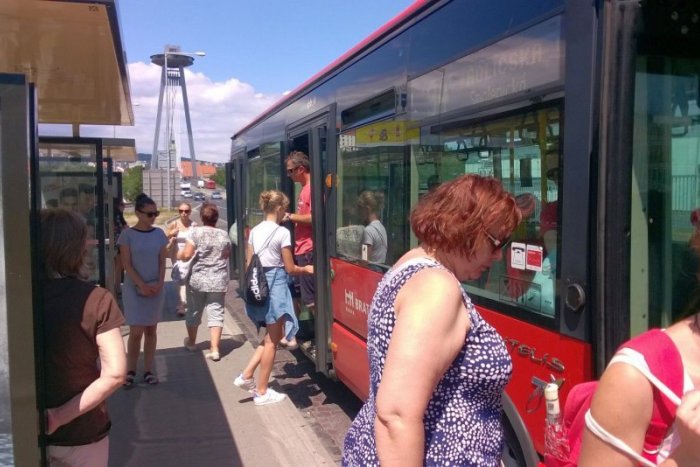 Ilustračný obrázok k článku Dochádzate do Bratislavy za prácou či do školy? Sú tu zmeny prímestskej autobusovej dopravy