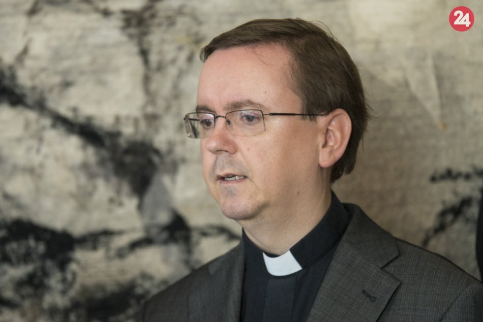 Ilustračný obrázok k článku Arcibiskupský úrad v Trnave má nového hovorcu: Je ním Anton Ziolkovský