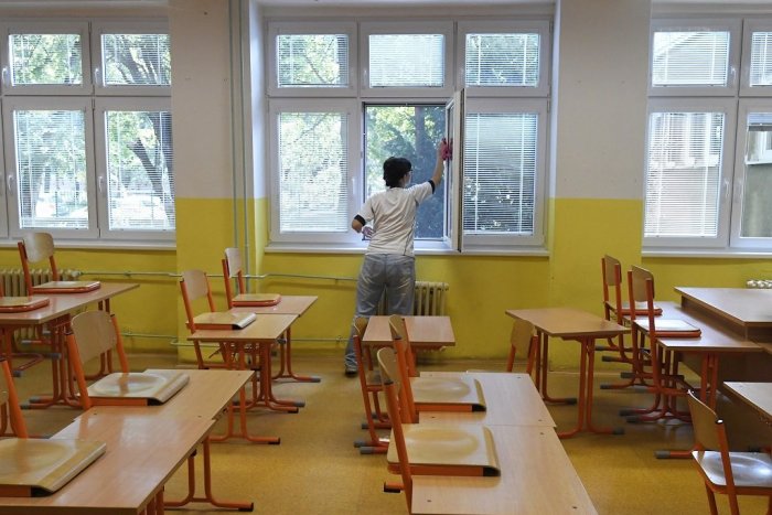 Ilustračný obrázok k článku V šalianskej škole vypukol stavebný ruch: Študenti dostanú nové okná i dvere