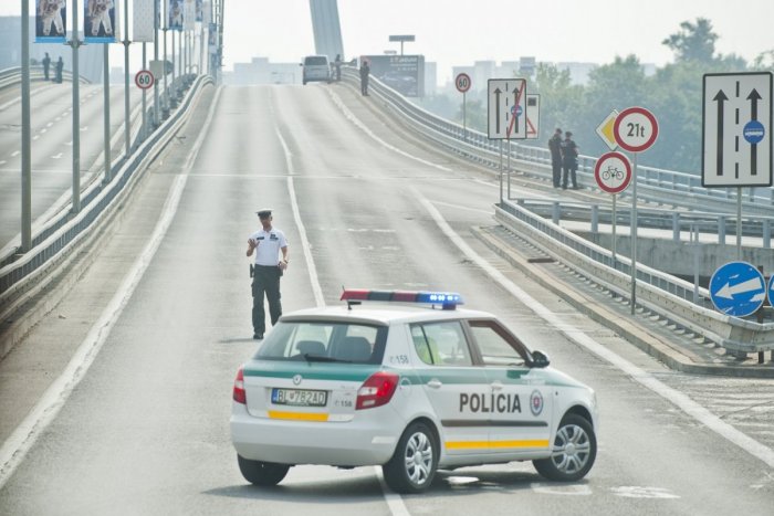 Ilustračný obrázok k článku Obyvateľov Bratislavského kraja čakajú počas víkendu viaceré dopravné obmedzenia