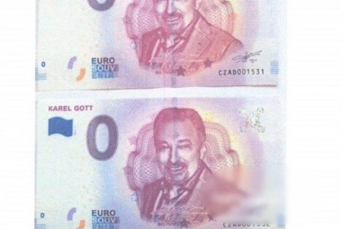 Ilustračný obrázok k článku Polícia v Lučenci vyšetruje podvod s eurobankovkami s K. Gottom, FOTO