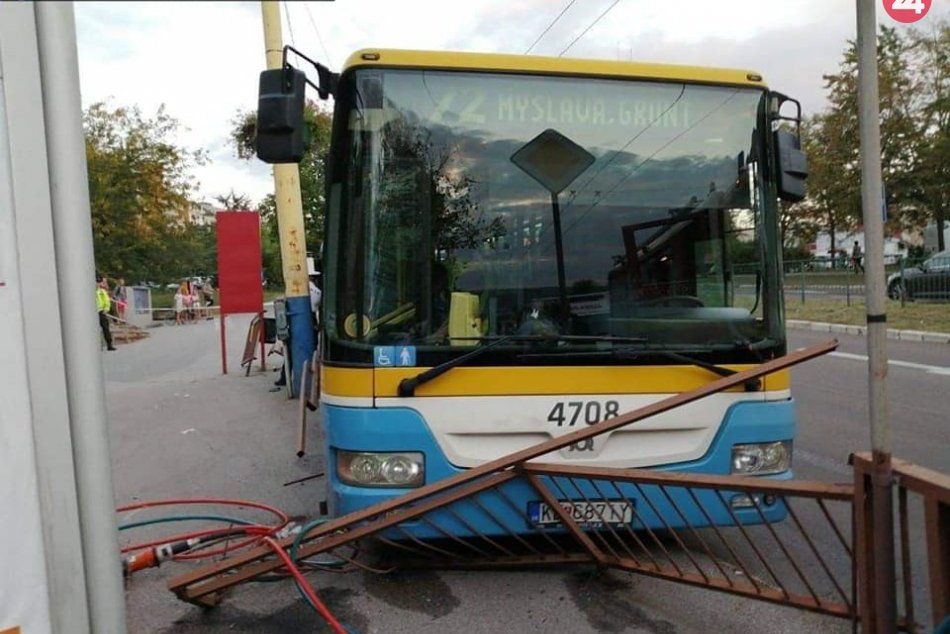 Ilustračný obrázok k článku Prípad nehody autobusu v Košiciach vyšetruje polícia: Začalo sa trestné stíhanie