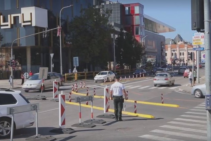 Ilustračný obrázok k článku Univerzitný most je čiastočne uzavretý už dva týždne: Nie všetci vodiči si zvykli, VIDEO