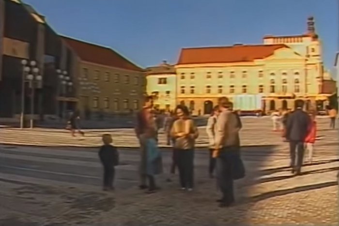 Ilustračný obrázok k článku Námestie bez Trojičky: Pozrite si historické jadro Malého Ríma z roku 1988, VIDEO