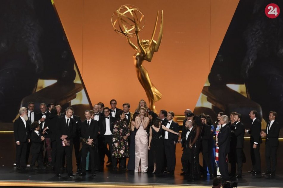 Ilustračný obrázok k článku Prestížne Emmy spoznali víťazov: Hlavné ceny získali seriály Potvora a Hra o tróny