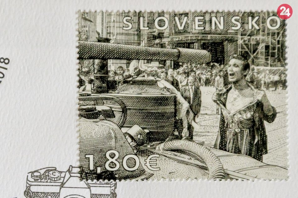 Ilustračný obrázok k článku Muž s odhalenou hruďou: Slovenská rytá známka je druhou najkrajšou v celej EÚ