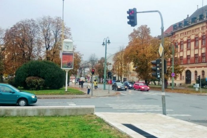 Ilustračný obrázok k článku Bude to chcieť pevné nervy: Dva týždne križovatku v Prešove nebude riadiť semafor