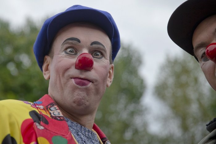 Ilustračný obrázok k článku Víkend a babie leto, to je ideálna kombinácia: V Považskej privítame aj cirkus