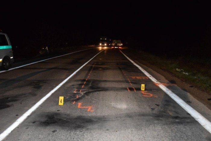 Ilustračný obrázok k článku Zrazený chodec v okrese Trenčín: Policajti sa ho snažili stotožniť, FOTO