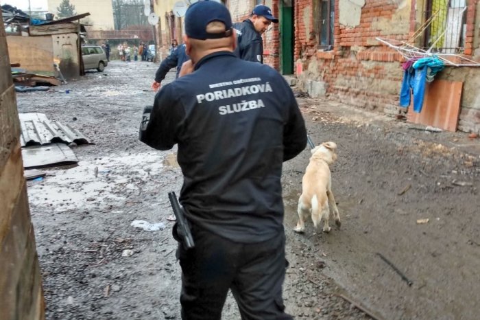 Čo bude s ľuďmi z BYTOVKY pod hradom? Mesto sa zaoberá možnosťami