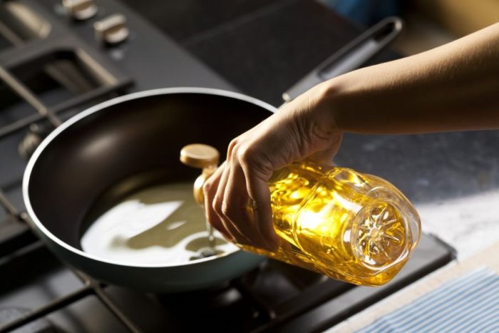 Ilustračný obrázok k článku Vedeli ste, že aj kuchynský olej môžete recyklovať?