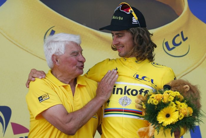 Ilustračný obrázok k článku Zomrel cyklista Raymond Poulidor: Na Tour de France ho prezývali "večne druhý"