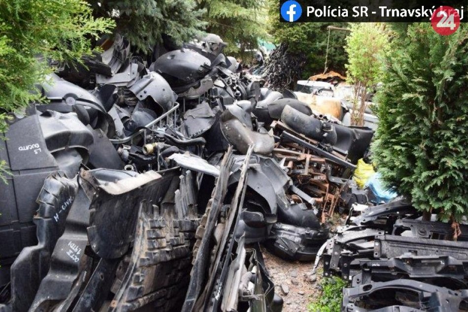 Ilustračný obrázok k článku V Košolnej, Zvončíne i Suchej rozoberali autá: Nazhromaždili skoro 300 ton odpadu, FOTO