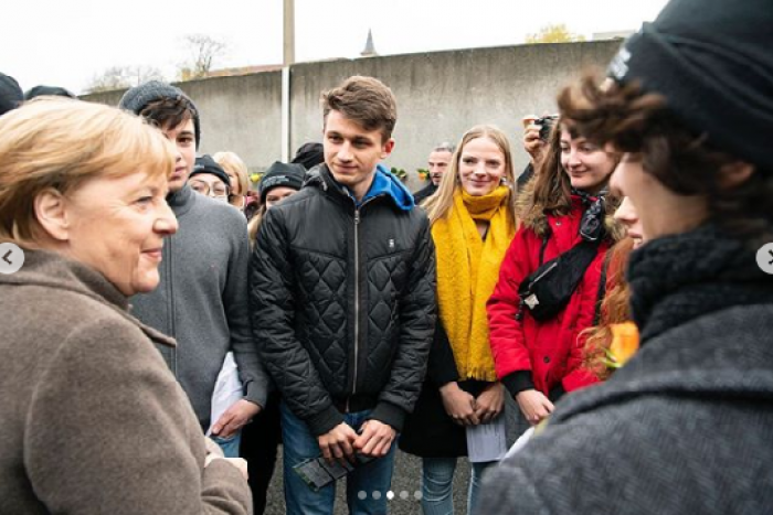 Ilustračný obrázok k článku Na oslavách pádu Berlínskeho múru boli aj popradskí bilingvalisti. Dvaja študenti vystúpili s prejavmi pred najvplyvnejšou ženou sveta