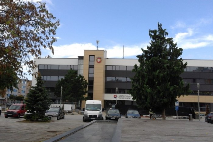 Ilustračný obrázok k článku Šalianska radnica vybrala nového dodávateľa: Kto sa postará o elektrinu v meste?