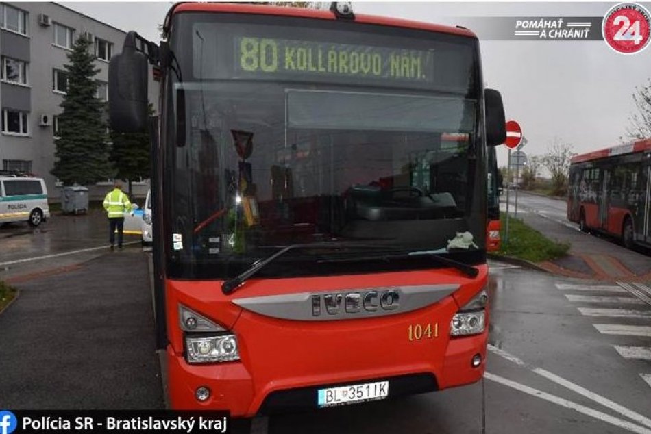 Ilustračný obrázok k článku Vodičovi autobusu MHD, ktorý spôsobil nehodu, namerali zostatkový alkohol