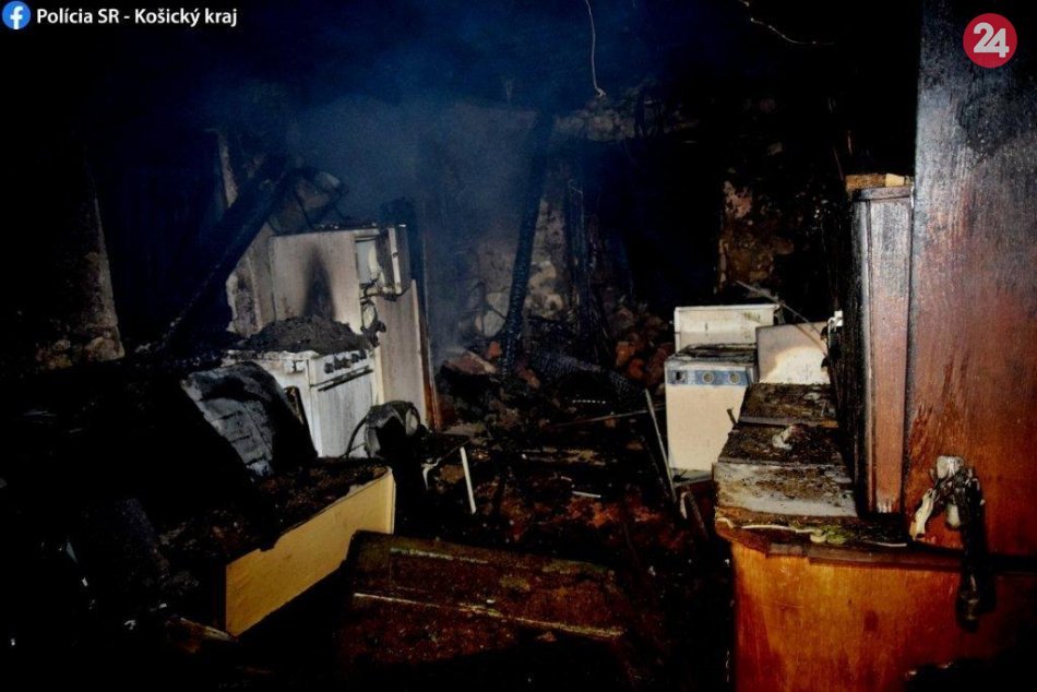 Ilustračný obrázok k článku Požiar prístavby rodinného domu na Zemplíne: FOTO priamo od polície