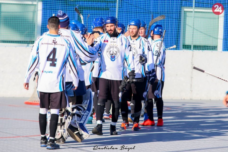 Ilustračný obrázok k článku Hokejbalová reprezentácia sa postaví Česku: V nominácii sú aj hráči Nitry