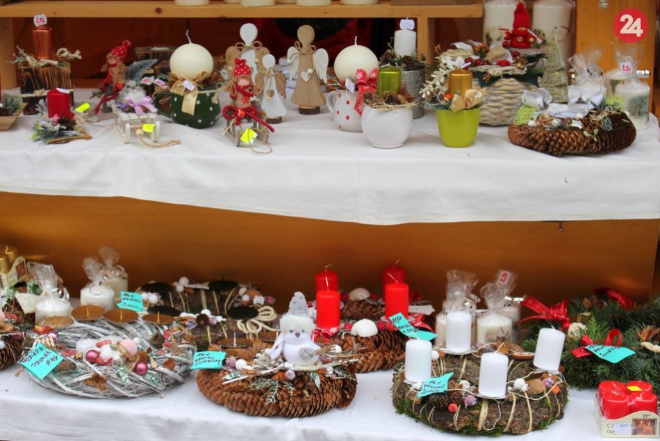 Ilustračný obrázok k článku Stánky vianočných predajcov na Korze nenájdete: Presunuli sa na tržnicu