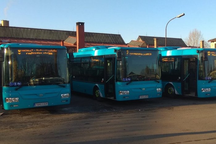 Ilustračný obrázok k článku V Mikuláši pribudnú tri autobusy: Novinkou budú zastávky na znamenie