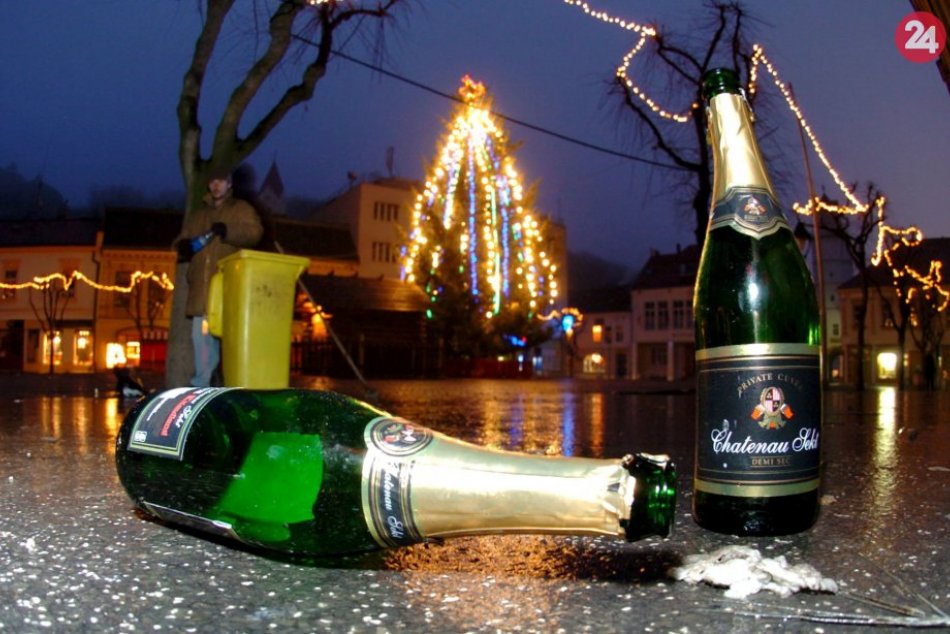 Ilustračný obrázok k článku Alkohol ohrozuje cez sviatky deti a mladistvých viac ako inokedy