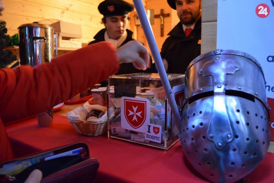 Ilustračný obrázok k článku Nitra opäť pomáhala: Za Maltézsky punč sa podarilo vyzbierať takmer 7400 eur