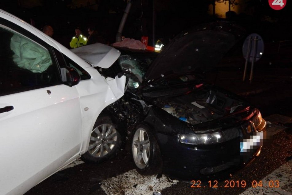 Ilustračný obrázok k článku Zrážka auta s dodávkou vo Zvolene: Deväť zranených, niektorí ťažko! FOTO