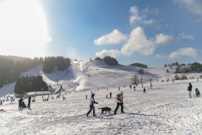 Ilustračný obrázok k článku Vyrastie na Donovaloch lyžiarska hala? Stanovisko BBSK investora nepoteší