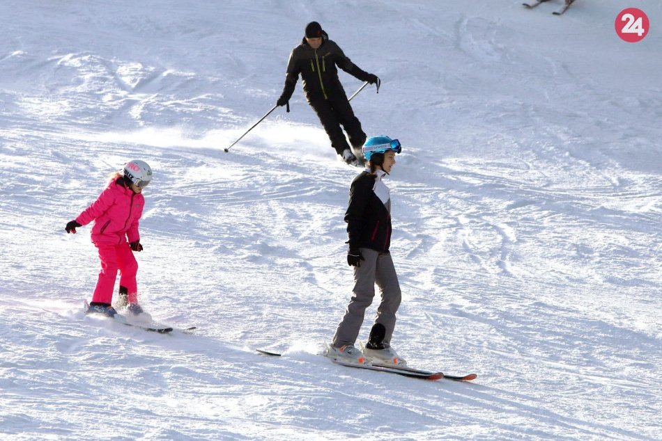 Ilustračný obrázok k článku Ucelený PREHĽAD pre lyžiarov: Aké sú podmienky na svahoch v okolí Bystrice?