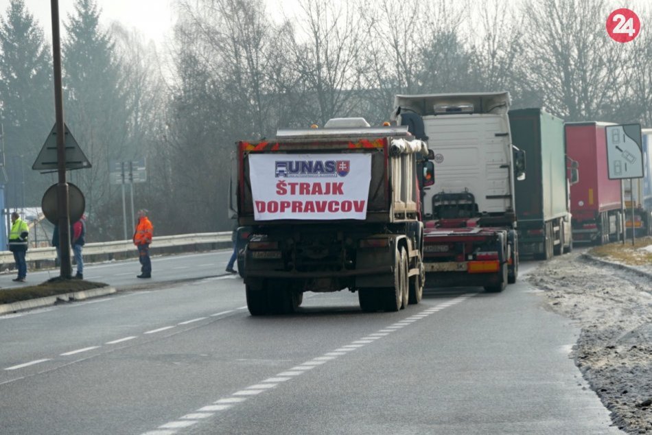 Ilustračný obrázok k článku Štrajk autodopravcov pokračuje: Zablokujú cestu na hraničný prechod