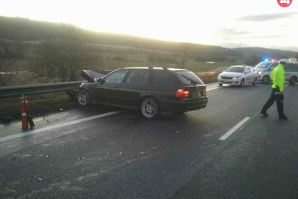 Ilustračný obrázok k článku Smutná správa zo slovenských ciest: Pri Zvolene sa stala smrteľná nehoda, FOTO