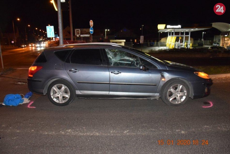 Ilustračný obrázok k článku Vodička (36) zrazila cyklistu (30): Trenčianski policajti na správnom mieste!