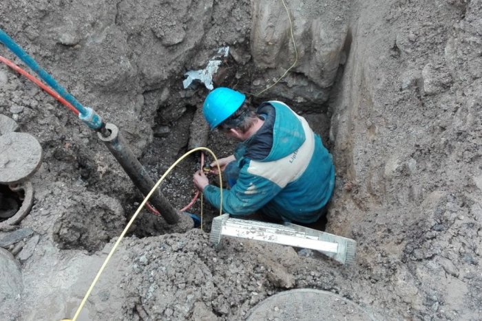 Ilustračný obrázok k článku Havária na vodovodnom potrubí v Mikuláši: V tejto časti museli odstaviť pitnú vodu
