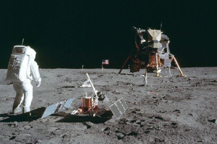 Ilustračný obrázok k článku RANNÁ ŠTVORKA: Pred 90 rokmi sa narodil Buzz Aldrin, druhý muž na Mesiaci