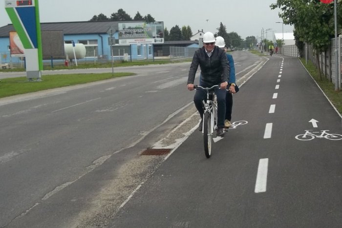Ilustračný obrázok k článku Na bicykloch do Diakoviec: Šalianska radnica spúšťa prípravy na spoločný projekt