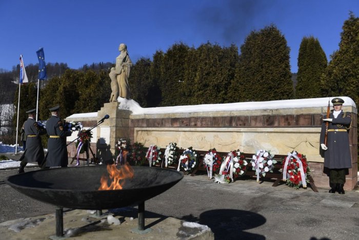 Ilustračný obrázok k článku RANNÁ ŠTVORKA: Pred 75 rokmi vypálili nacisti obce Kľak a Ostrý Grúň